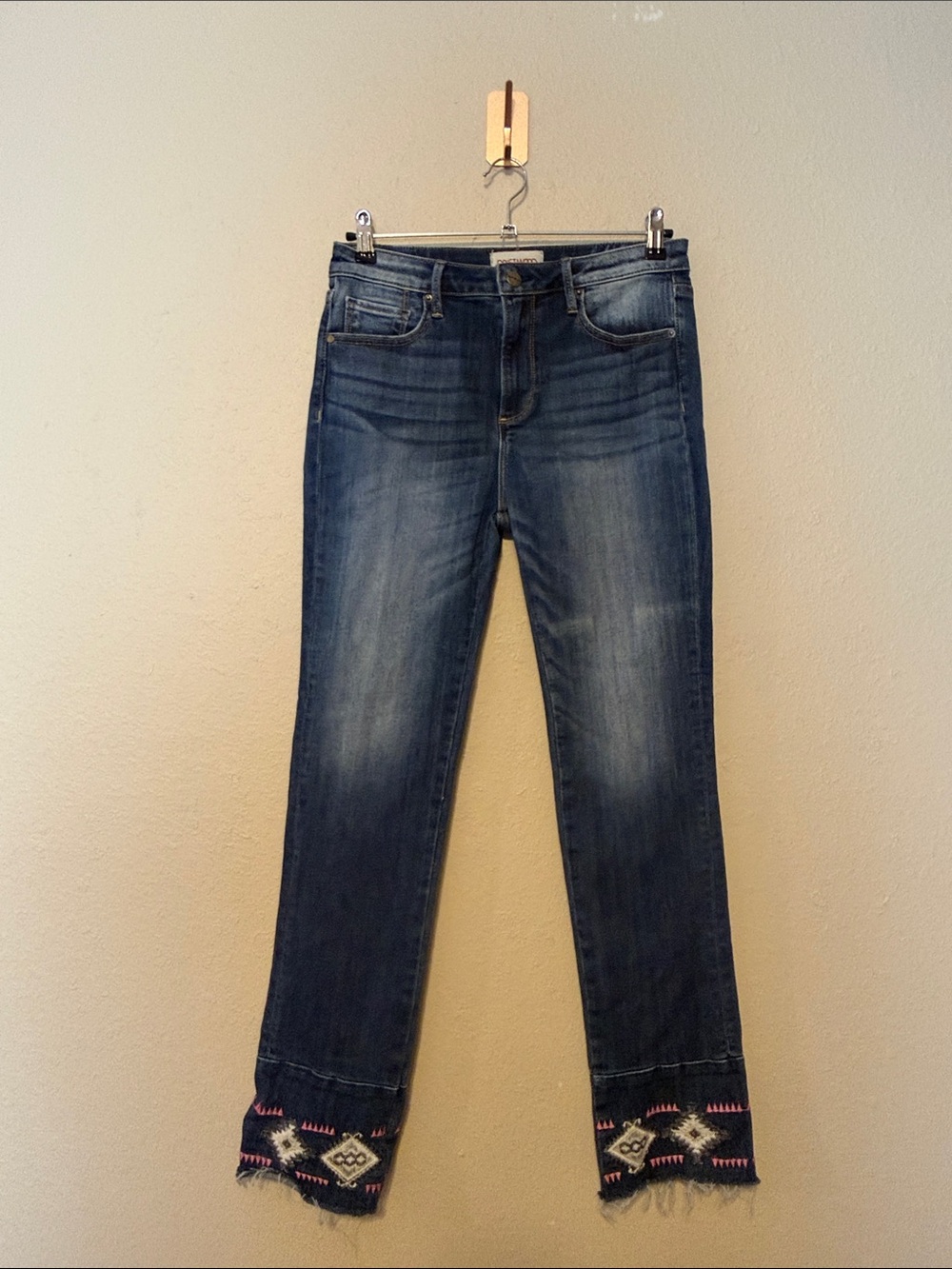 DRIFTWOOD Colette High Rise Jeans Embroidered Raw Hem Size 28
